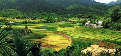 鞍山市龙泉湖风景区自驾游路线(鞍山龙泉寺导游词)